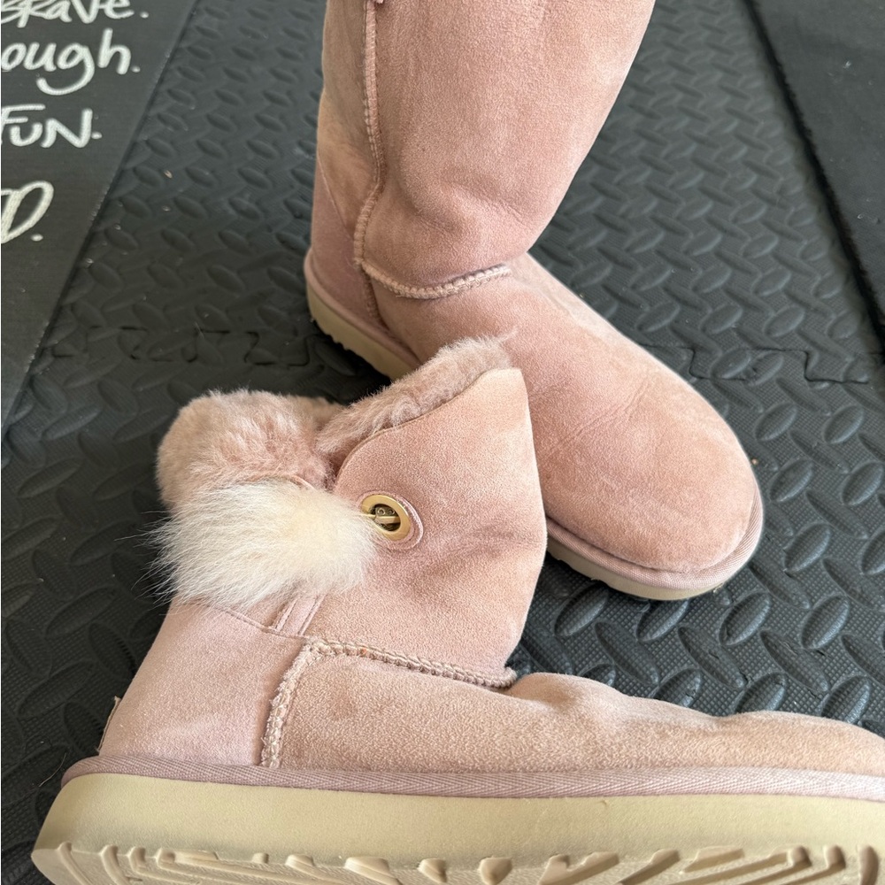 Dust Pink Irina Star Charm Bailey UGG Pink Suede Winter Boot - Picture 2 of 4
